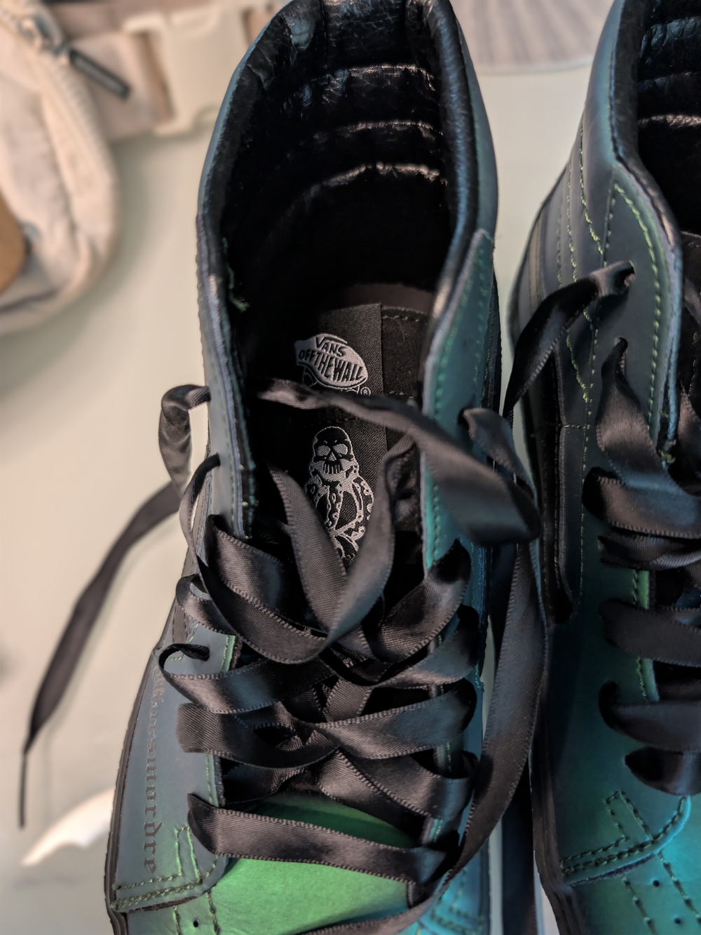 Vans x Harry Potter Dark Arts Sk8-Hi Platform RB Shoes - Picture 2 of 8